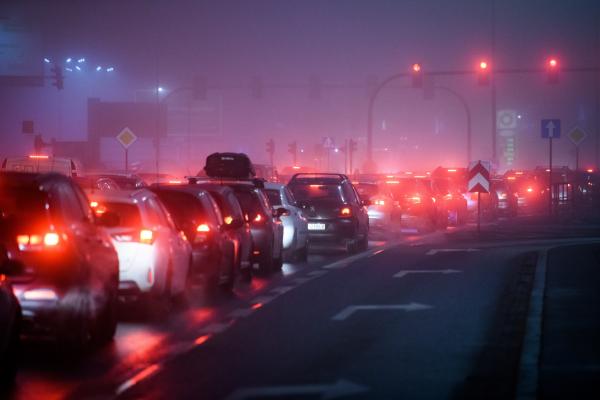 Pollution atmosphérique : comment le secteur automobile innove-t-il pour préserver la santé des passagers